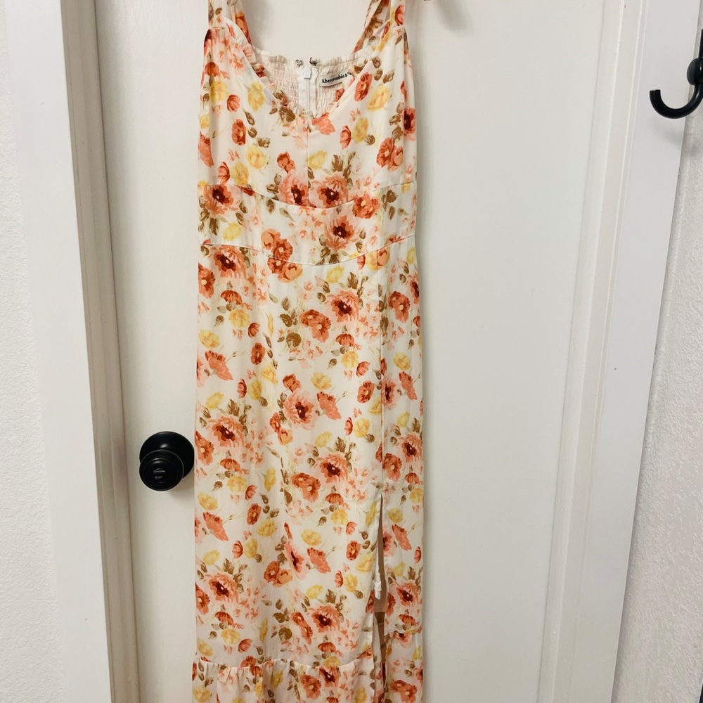Abercrombie & Fitch Floral Smocked Dress